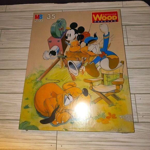 Milton Bradley Walt Disney Vintage Wood Puzzle 1982 Mickey Mouse Donald Duck - Picture 5 of 8